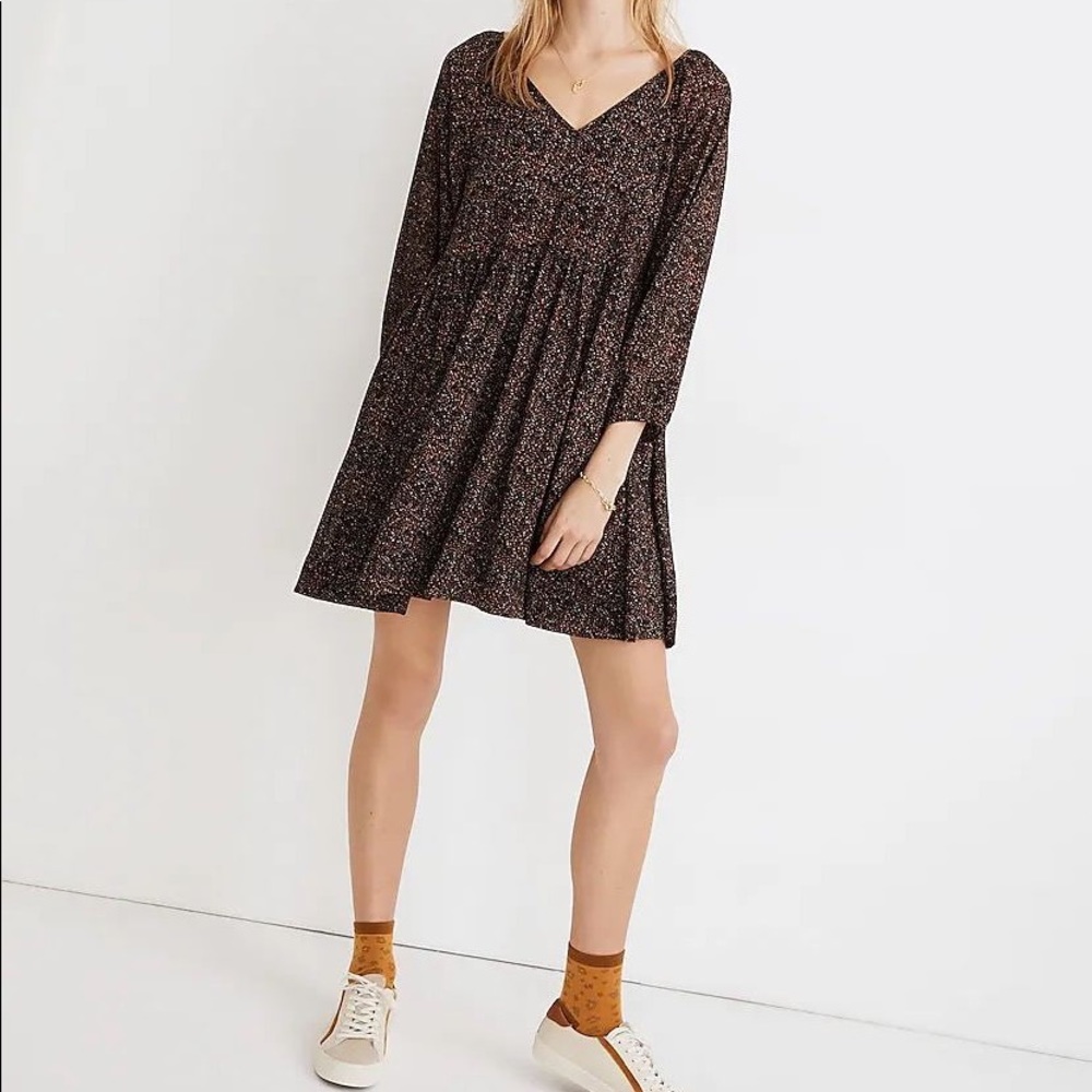 Crinkle Georgette V-Neck Dress in Brushed Texture